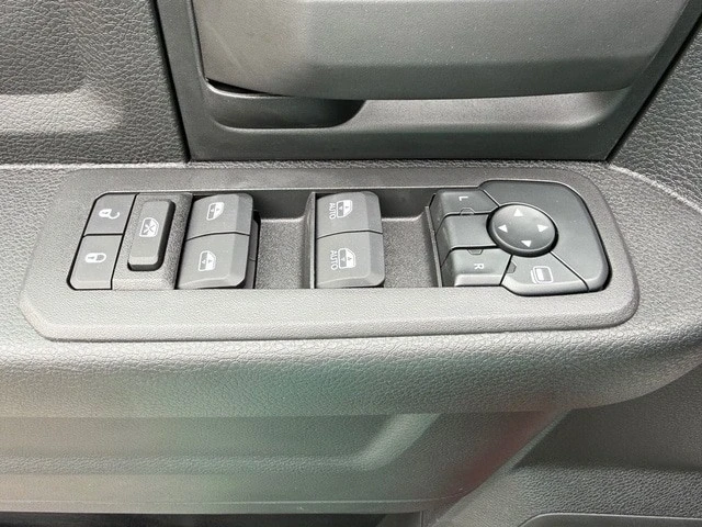 2026 Ram 2500 - Image 14 of 21