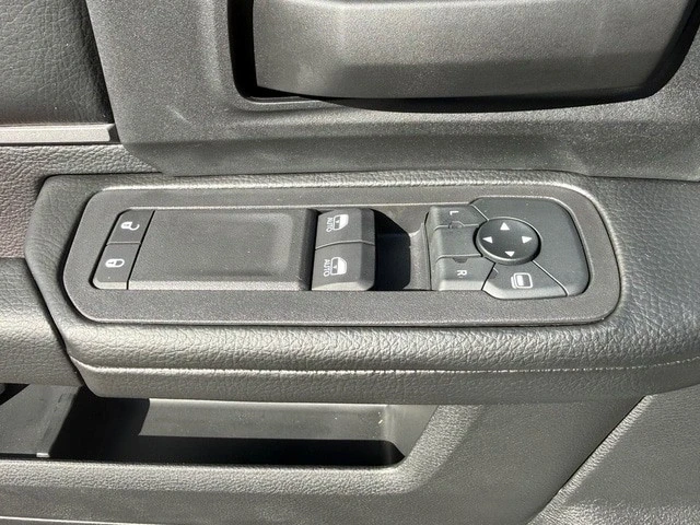 2026 Ram 2500 - Image 13 of 21