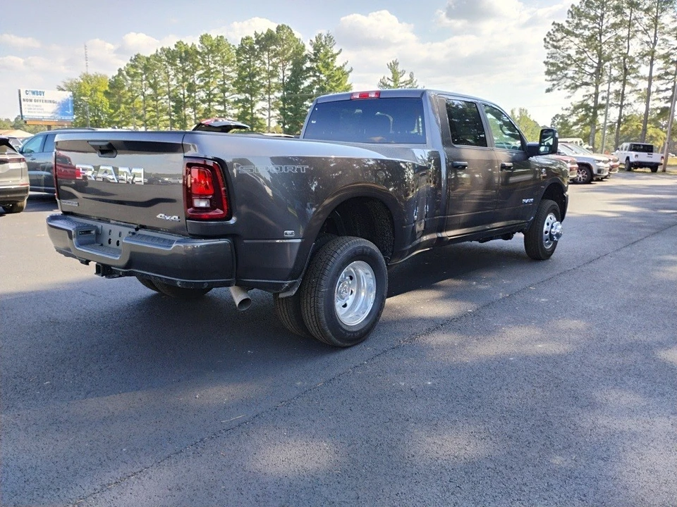 2026 Ram 3500 - Image 5 of 12