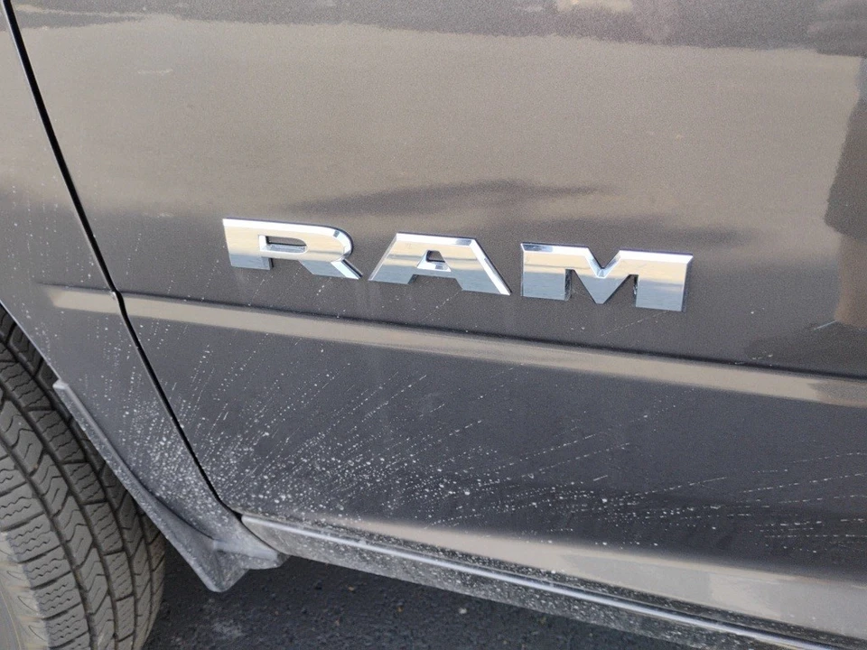2026 Ram 3500 - Image 10 of 12