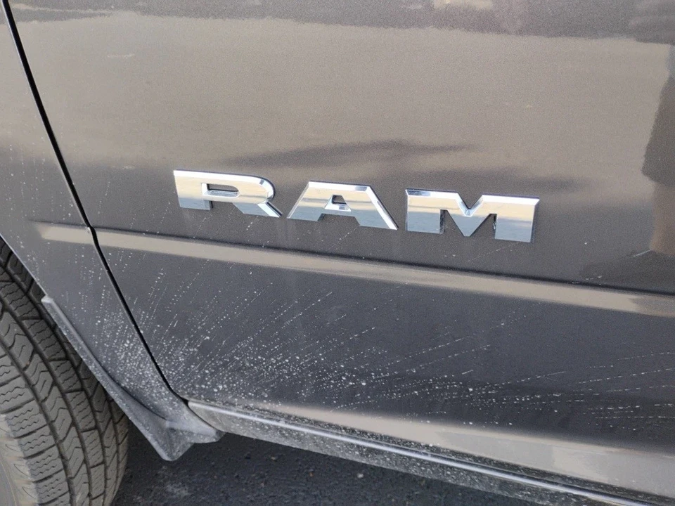 2026 Ram 3500 - Image 10 of 12