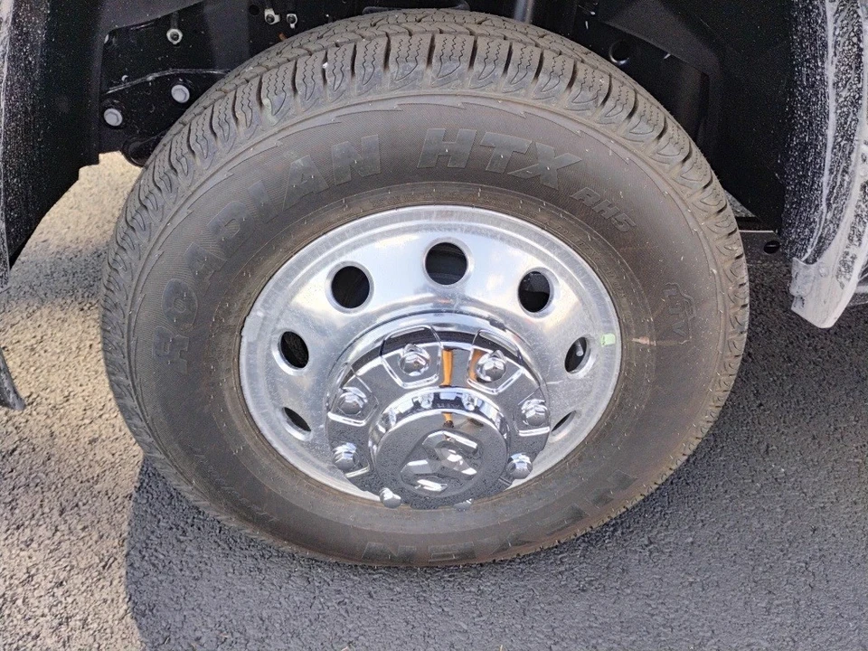 2026 Ram 3500 - Image 9 of 12