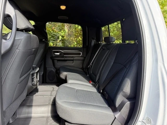 2026 Ram 3500 - Image 17 of 21