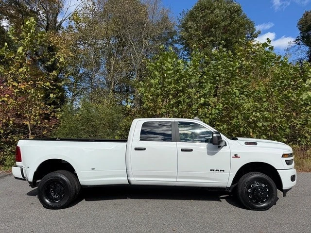2026 Ram 3500 - Image 6 of 21