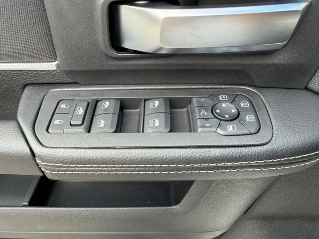 2026 Ram 3500 - Image 15 of 21