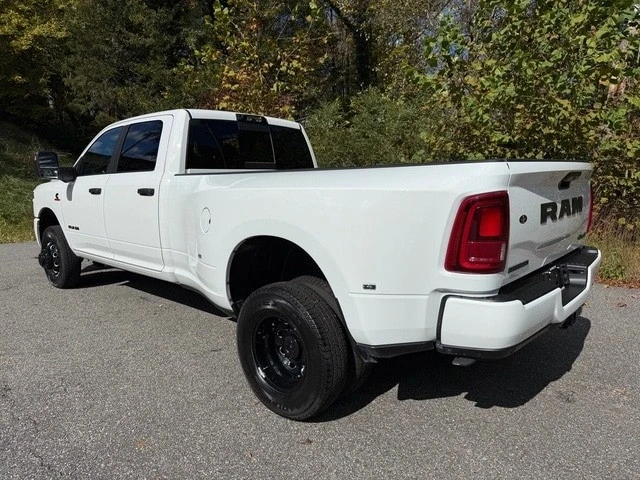 2026 Ram 3500 - Image 11 of 21