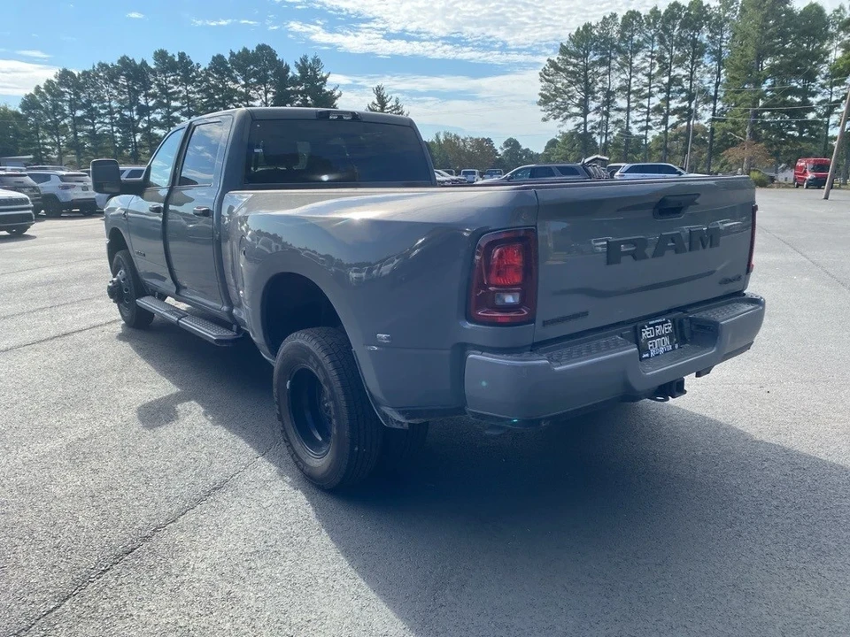 2026 Ram 3500 - Image 7 of 12