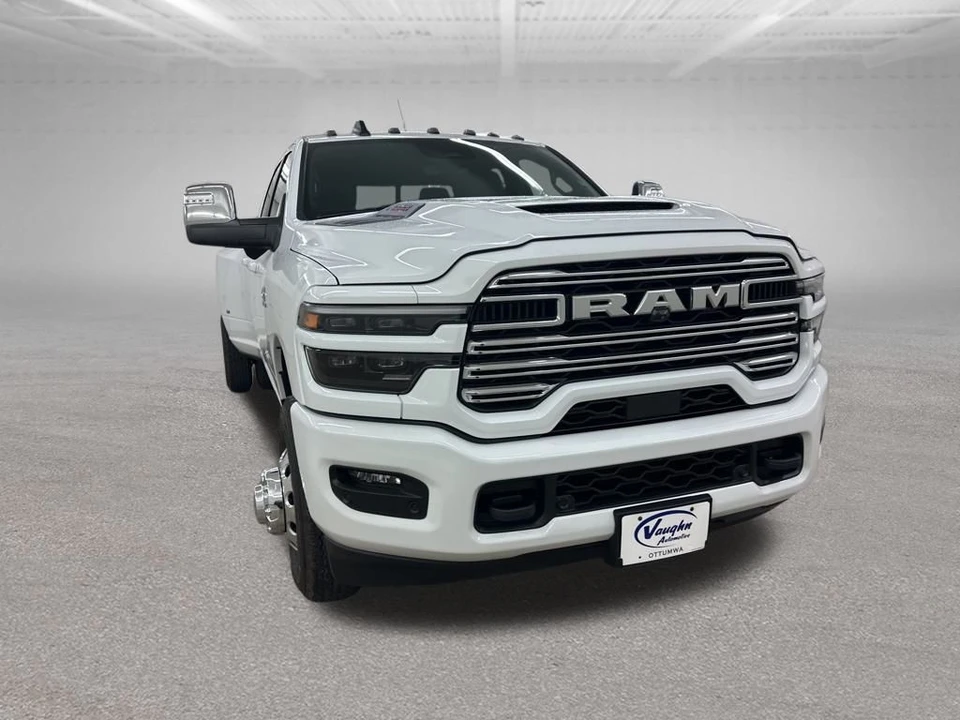 2026 Ram 3500 - Image 12 of 12