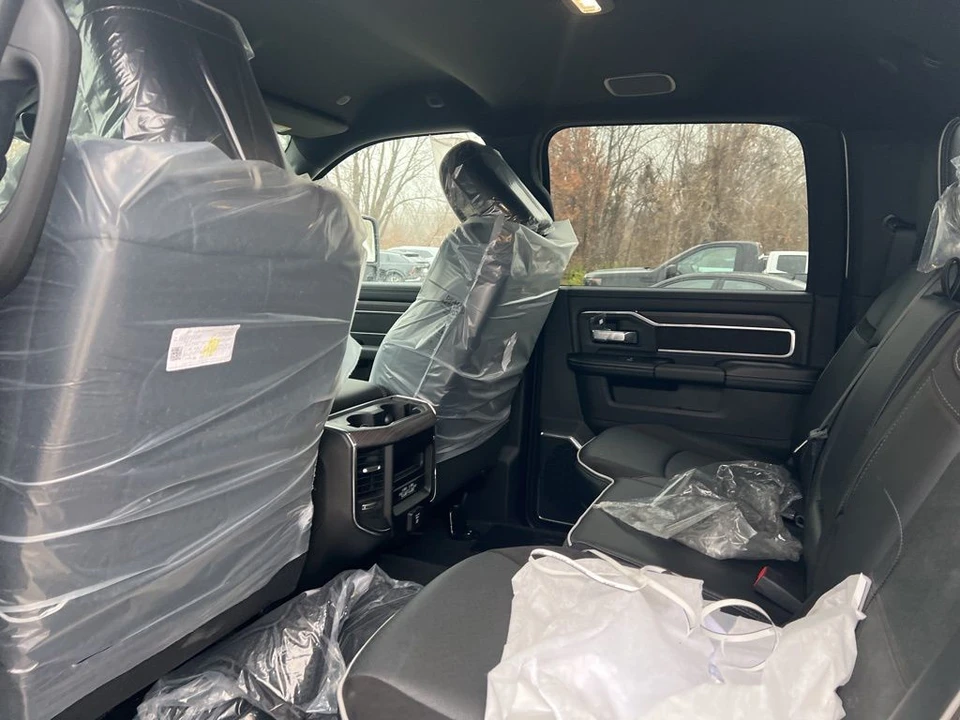 2026 Ram 3500 - Image 7 of 12