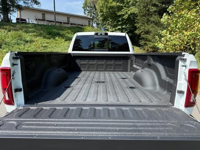 2026 Ram 3500 - Image 9 of 21
