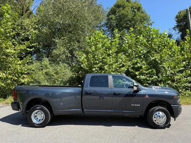 2026 Ram 3500 - Image 6 of 21