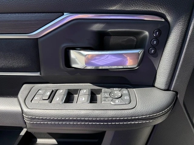 2026 Ram 3500 - Image 15 of 21