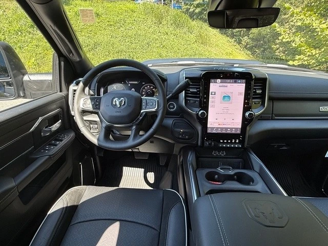 2026 Ram 3500 - Image 13 of 21