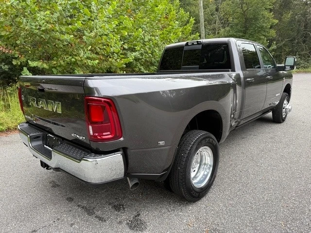 2026 Ram 3500 - Image 7 of 21