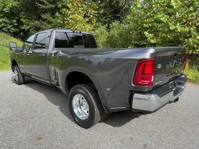 2026 Ram 3500 - Image 12 of 21