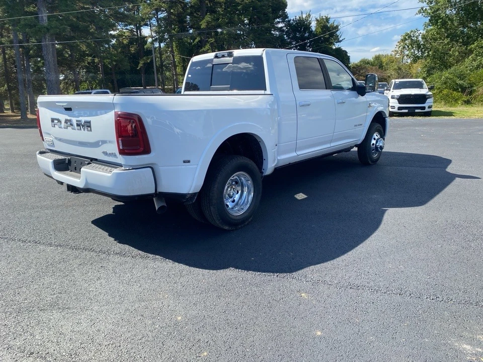 2026 Ram 3500 - Image 5 of 12