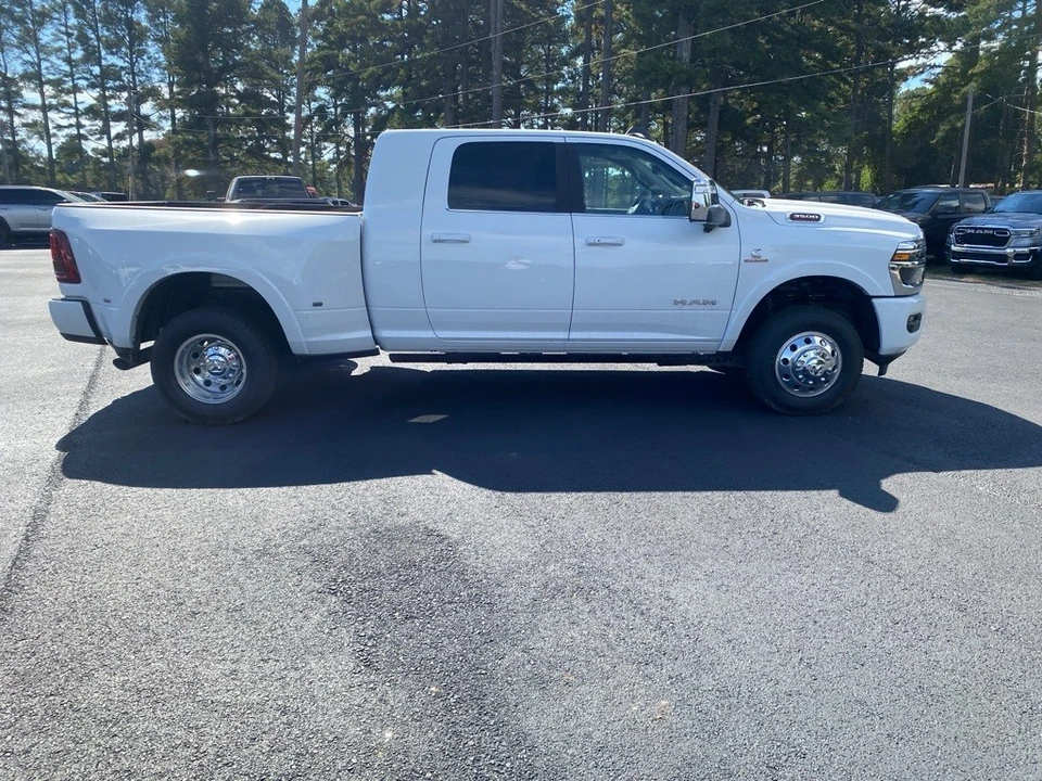 2026 Ram 3500 - Image 4 of 12