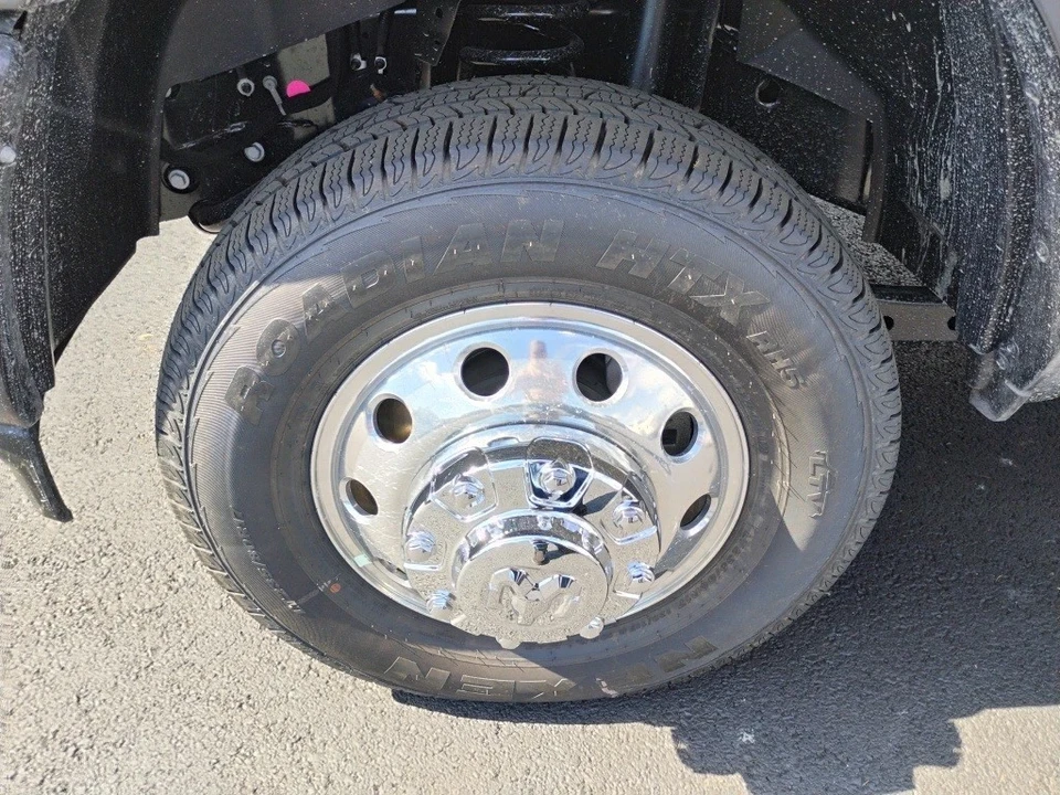 2026 Ram 3500 - Image 9 of 12