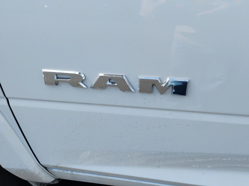 2026 Ram 3500 - Image 10 of 12