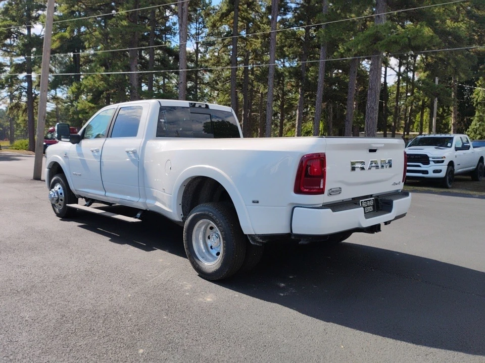 2026 Ram 3500 - Image 7 of 12