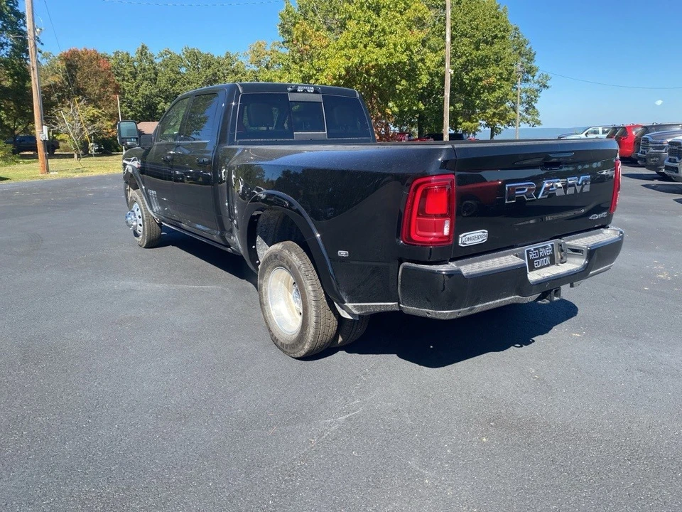 2026 Ram 3500 - Image 7 of 12
