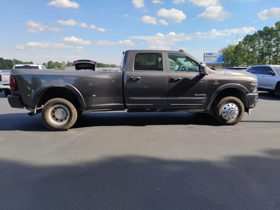 2026 Ram 3500 - Image 4 of 12