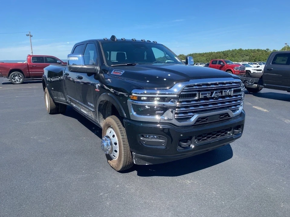 2026 Ram 3500 - Image 4 of 12