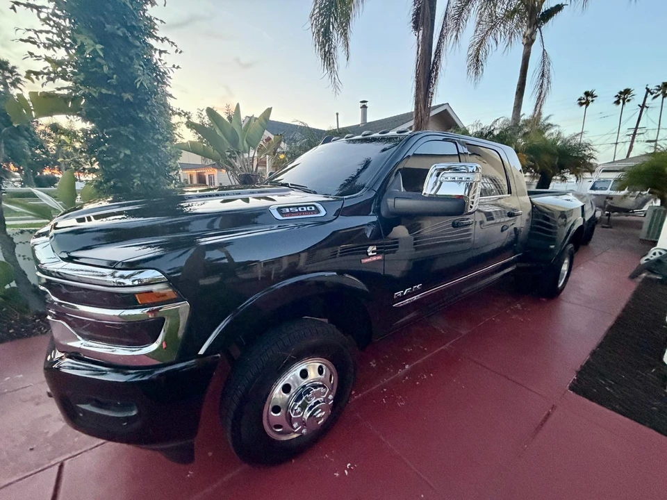 2026 Ram 3500 - Image 5 of 21
