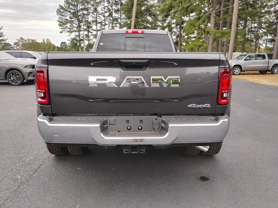 2026 Ram 3500 - Image 6 of 12