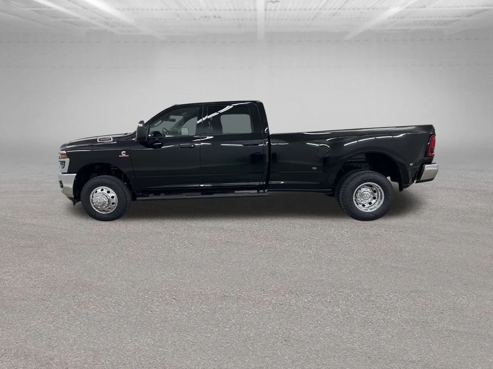 2026 Ram 3500 - Image 6 of 12