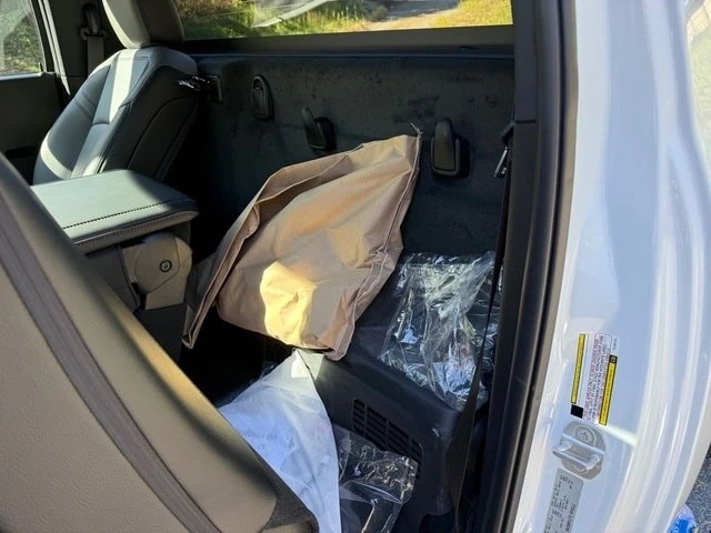 2026 Ram 3500 - Image 12 of 21