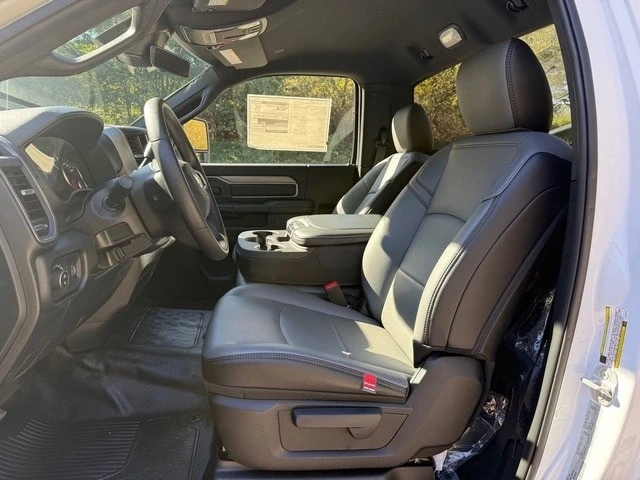 2026 Ram 3500 - Image 11 of 21