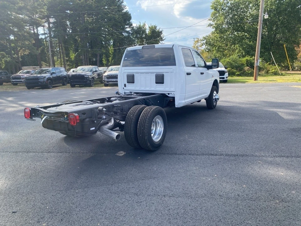 2026 Ram 3500 - Image 5 of 12