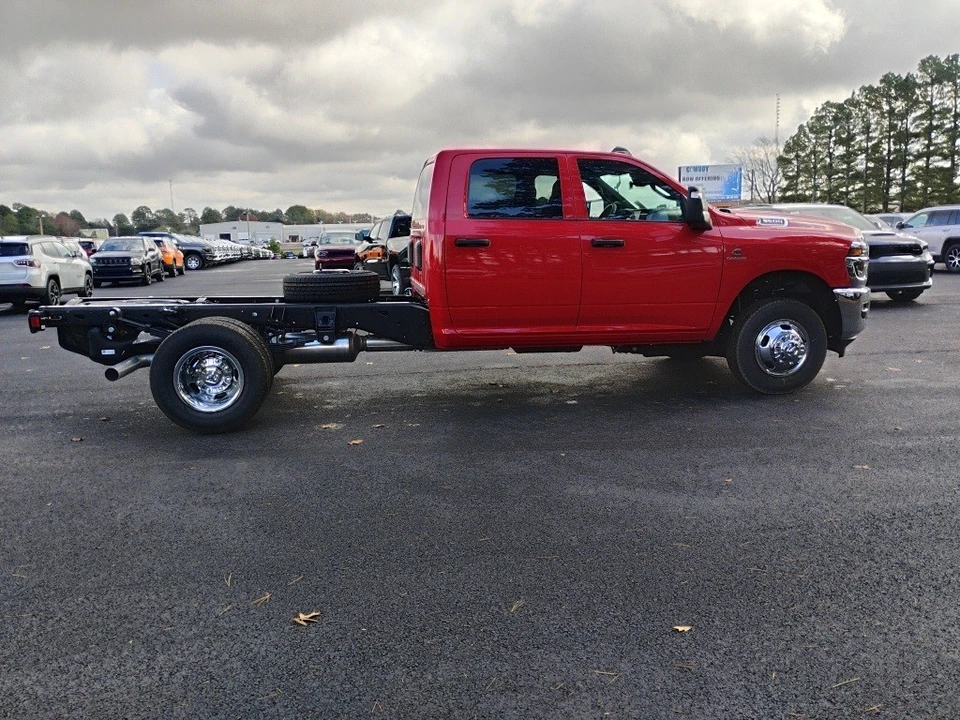 2026 Ram 3500 - Image 4 of 12