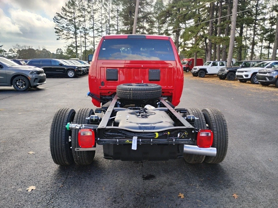 2026 Ram 3500 - Image 6 of 12