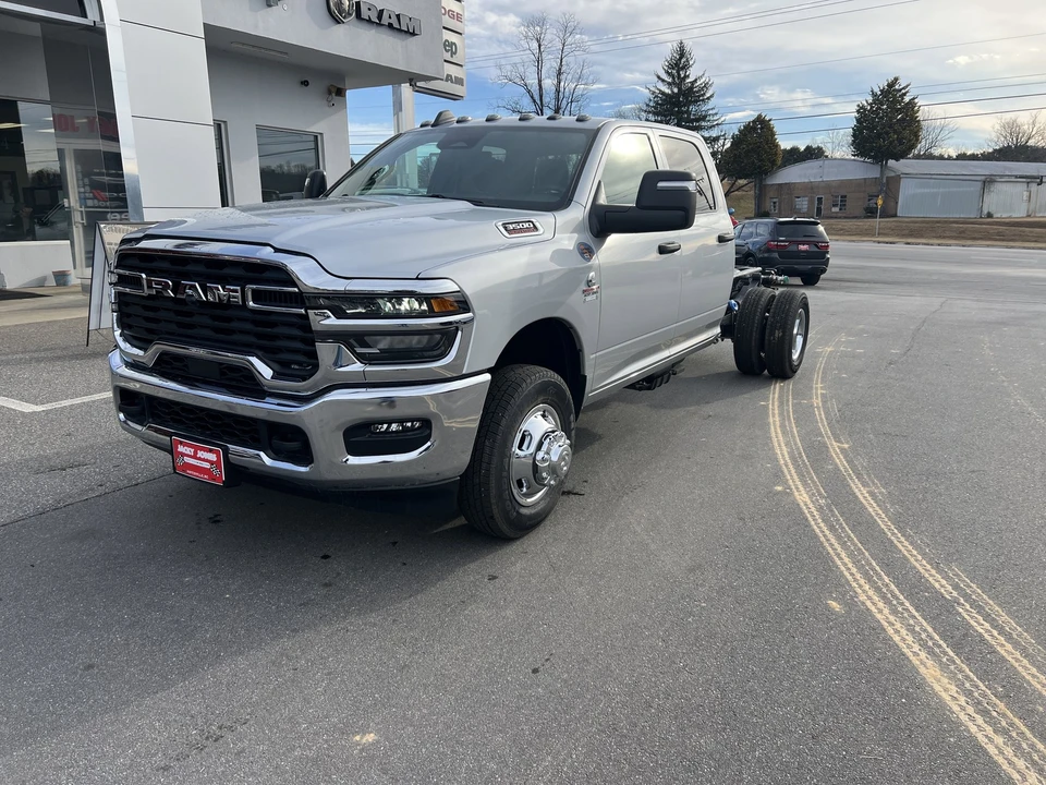 2026 Ram - Image 6 of 28