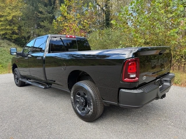 2026 Ram 3500 - Image 11 of 21