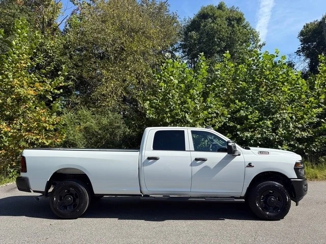 2026 Ram 3500 - Image 6 of 21