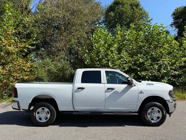 2026 Ram 3500 - Image 6 of 21