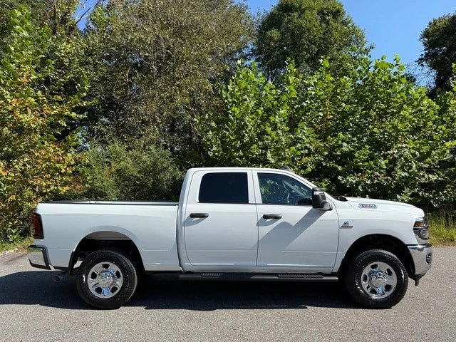 2026 Ram 3500 - Image 6 of 21