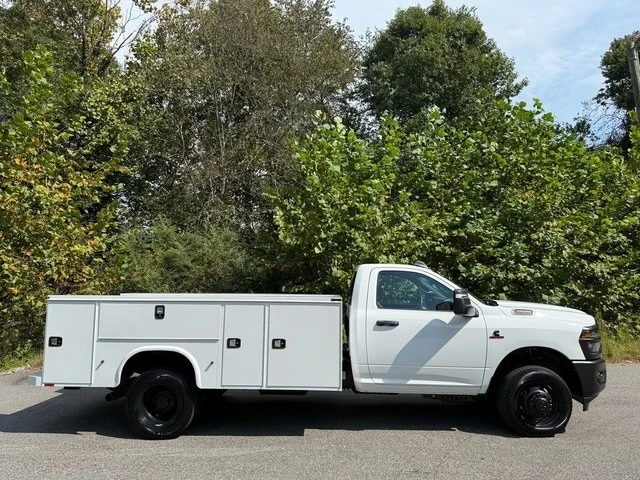 2026 Ram 3500 - Image 6 of 21