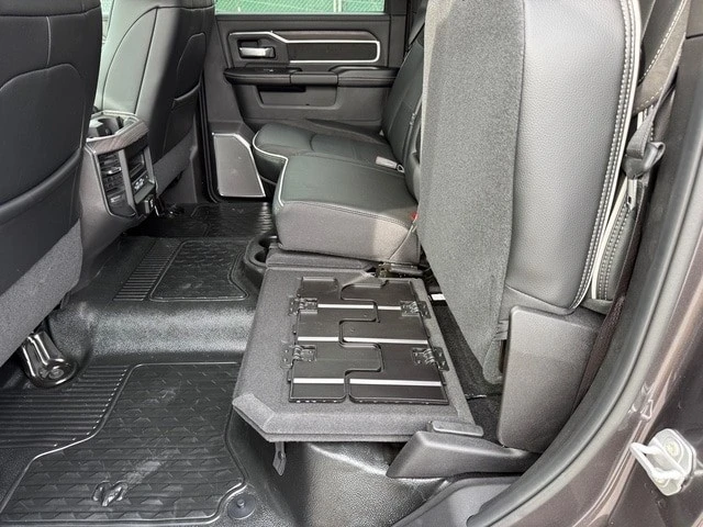 2026 Ram 4500 & 5500 - Image 19 of 21