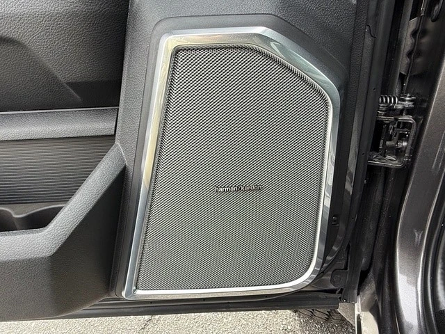 2026 Ram 4500 & 5500 - Image 16 of 21