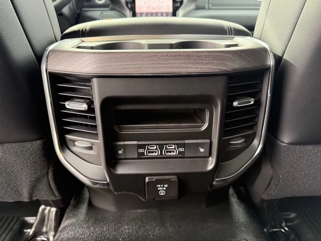 2026 Ram 4500 & 5500 - Image 20 of 21