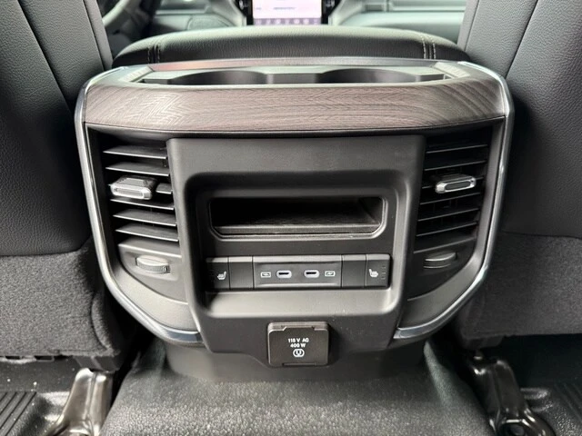 2026 Ram 4500 & 5500 - Image 18 of 21