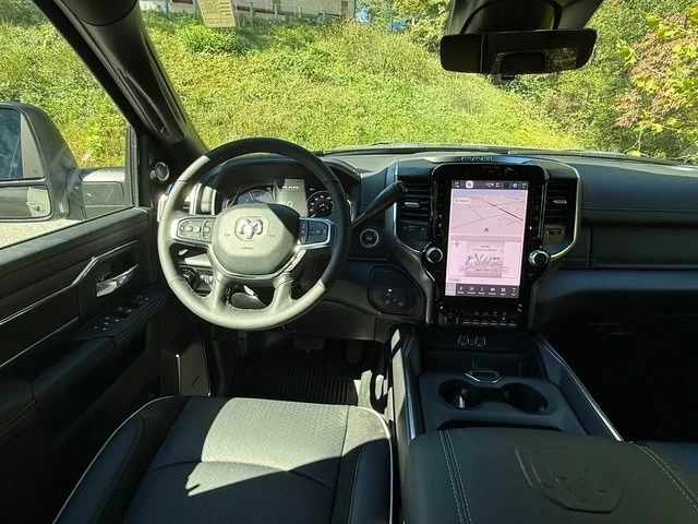 2026 Ram 4500 & 5500 - Image 11 of 21