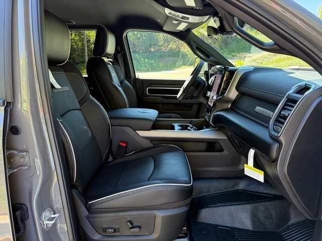 2026 Ram 4500 & 5500 - Image 21 of 21