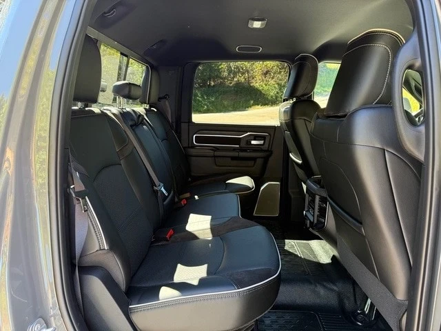 2026 Ram 4500 & 5500 - Image 19 of 21