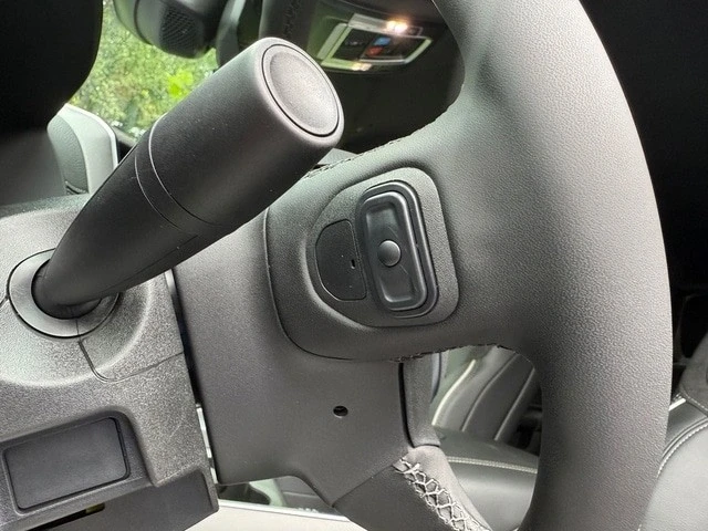 2026 Ram 4500 & 5500 - Image 17 of 21