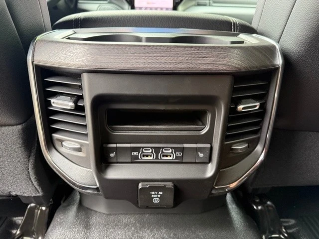 2026 Ram 4500 & 5500 - Image 20 of 21